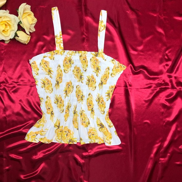 White House Black Market (WHBM) Yellow Pineapple Print Smocked Top - Picture 4 of 7